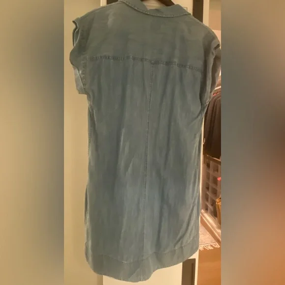 Dress - Picture 3 of 3